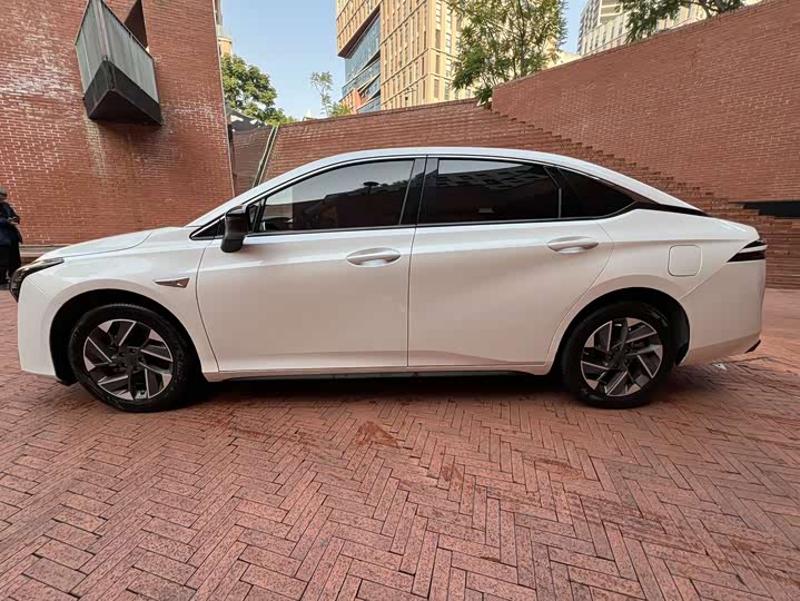 Фото 9 - GAC Aion S Plus