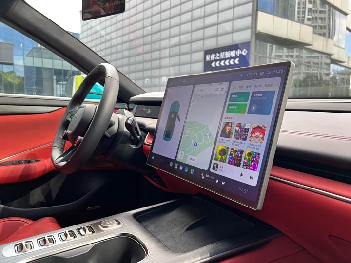 Фото 22 - Xiaomi SU7