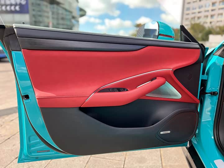 Фото 7 - Xiaomi SU7