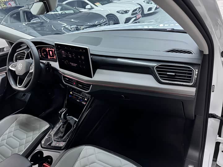 Фото 18 - Volkswagen Tayron