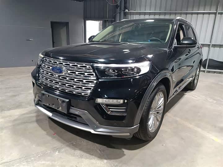 Фото 2 - Ford Explorer