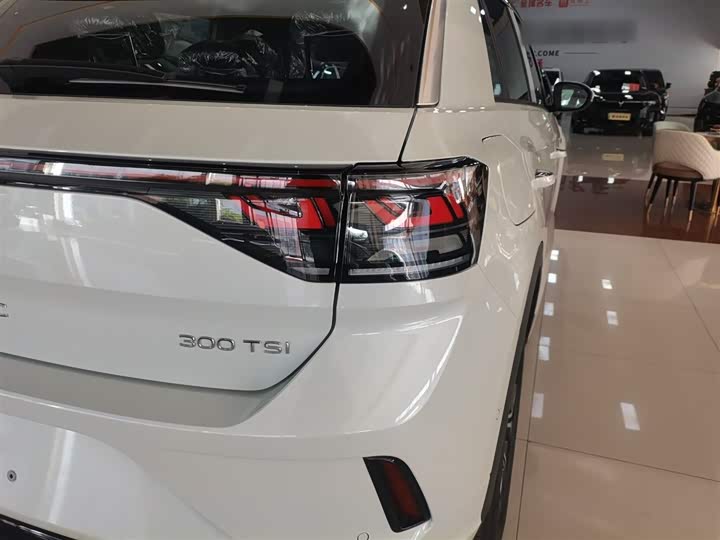 Фото 8 - Volkswagen T-Roc