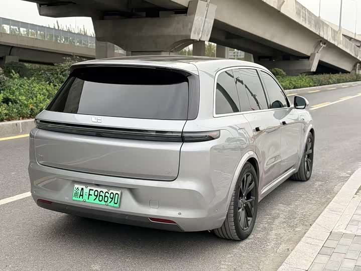 Фото 6 - LiXiang L8