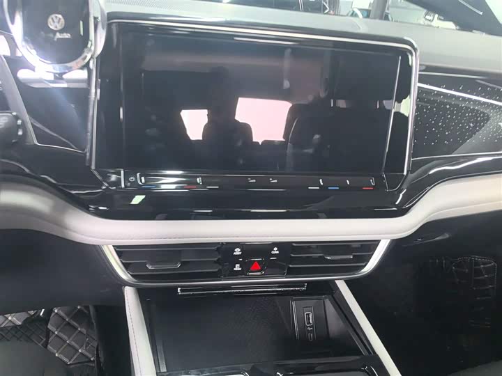 Фото 13 - Volkswagen Teramont Pro