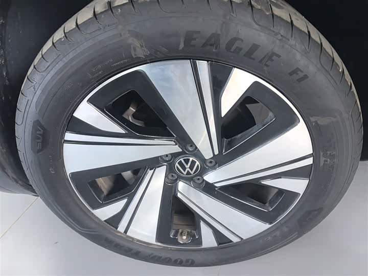 Фото 23 - Volkswagen Teramont Pro