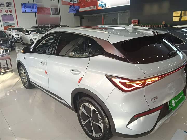 Фото 5 - BYD Yuan Plus