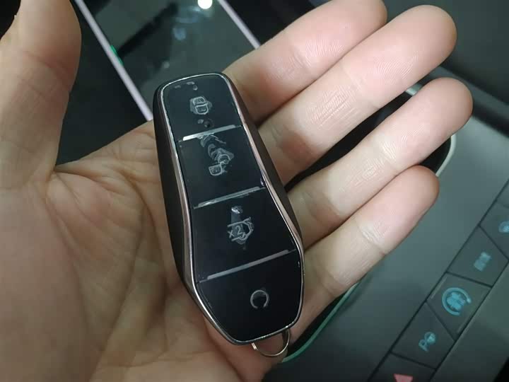 Фото 9 - BYD Yuan Plus