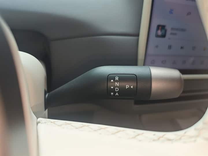 Фото 6 - LiXiang i6