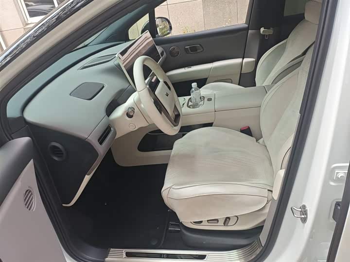 Фото 7 - LiXiang i6