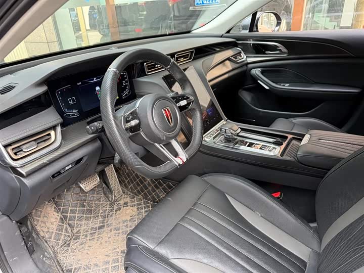 Фото 7 - Hongqi H6