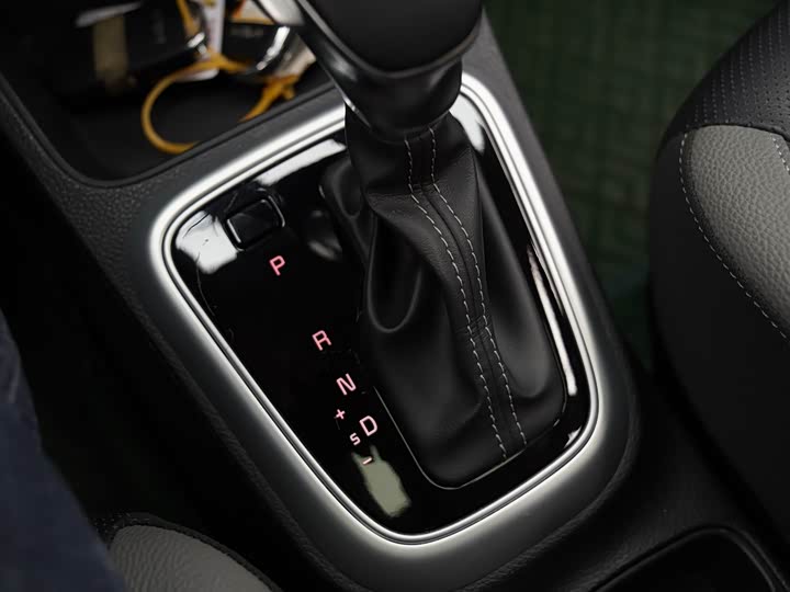 Фото 15 - Kia KX1