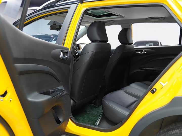 Фото 18 - Kia KX1