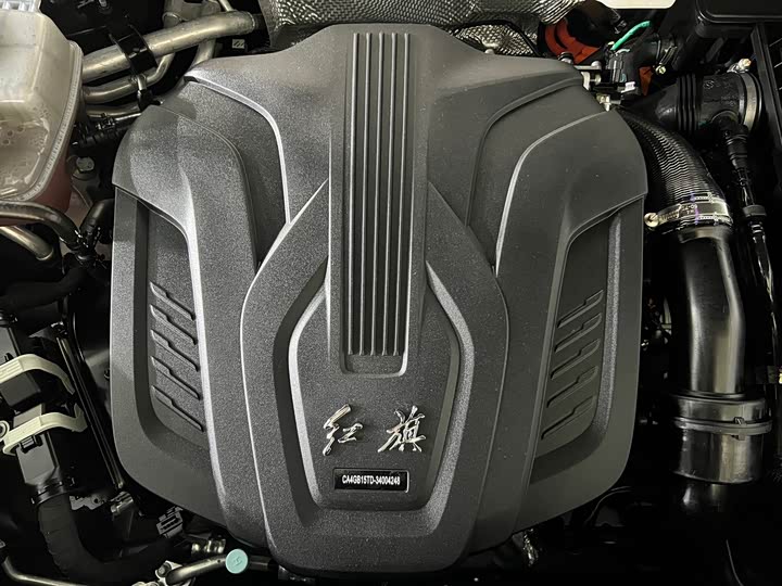 Фото 8 - Hongqi HS3 Hybrid