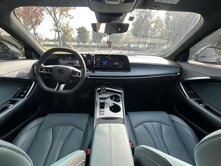 Фото 6 - MG Motor 7