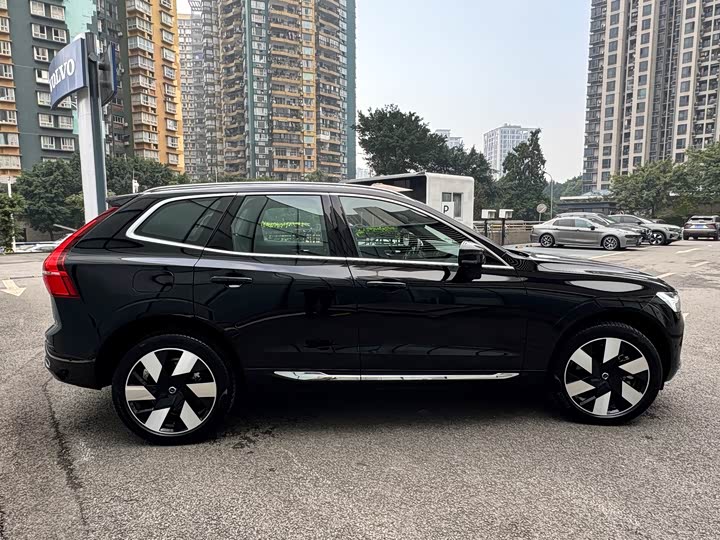 Фото 7 - Volvo XC60 Hybrid