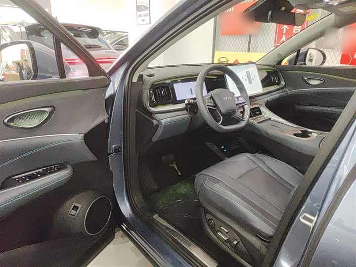 Фото 16 - BYD Sea Lion 07 DM-i Hybrid