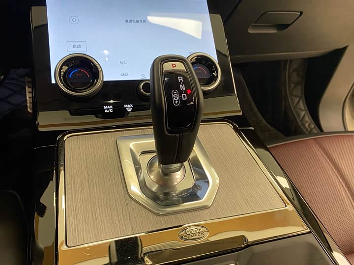 Фото 6 - Land Rover Range Rover Evoque L