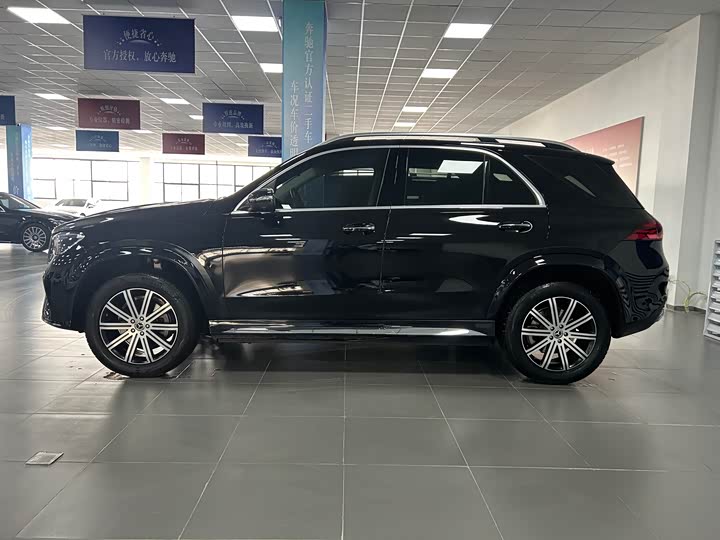 Фото 4 - Mercedes-Benz GLE-Class