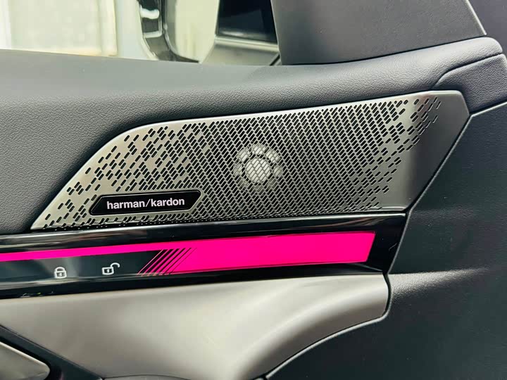 Фото 12 - BMW 5 Series