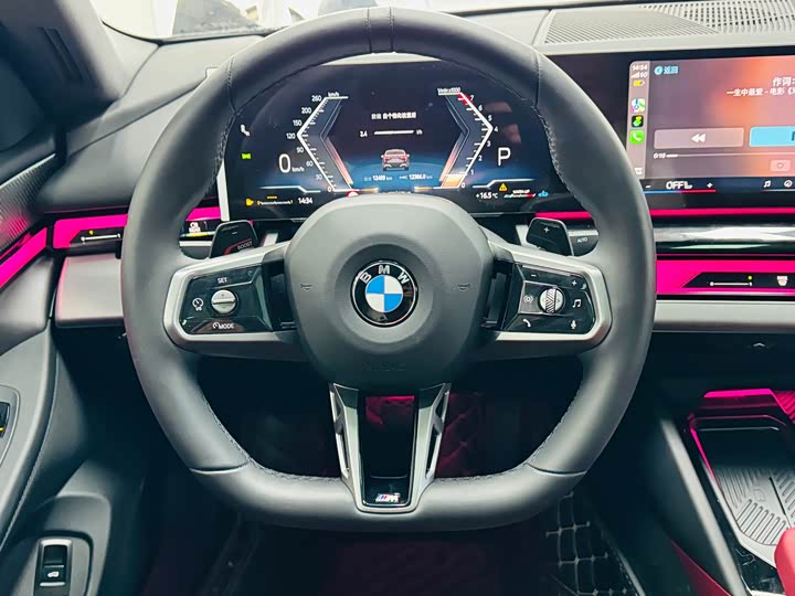 Фото 8 - BMW 5 Series