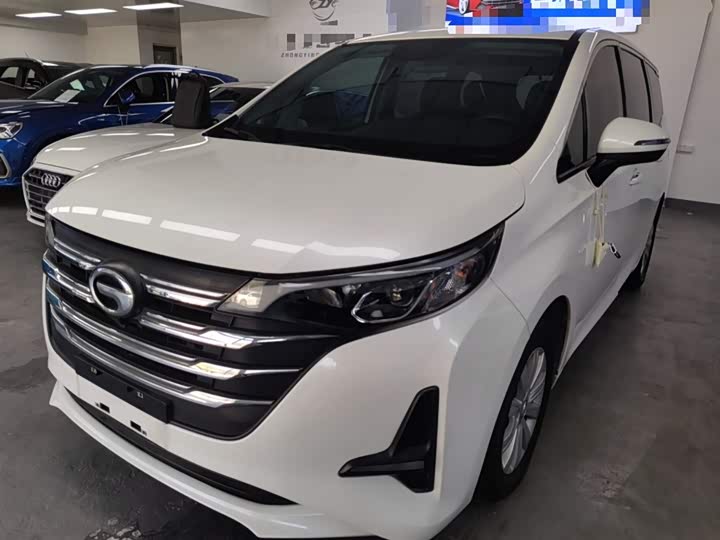 Фото 1 - GAC Trumpchi M6