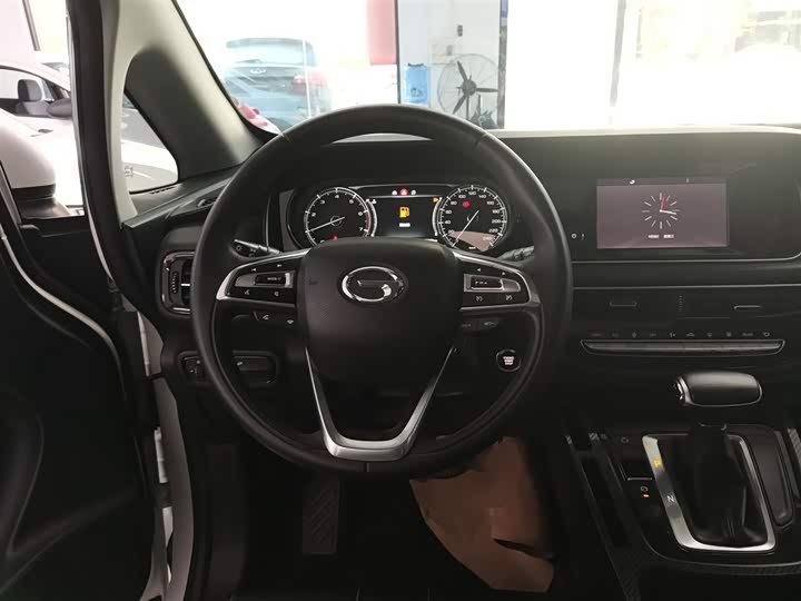 Фото 11 - GAC Trumpchi M6