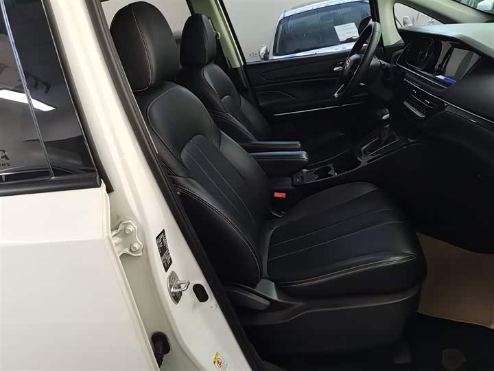 Фото 25 - GAC Trumpchi M6