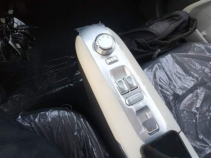 Фото 6 - Changan Qiyuan (Nevo) Lumin