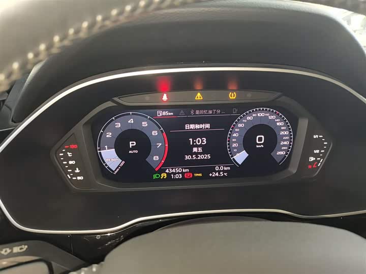 Фото 12 - Audi Q3