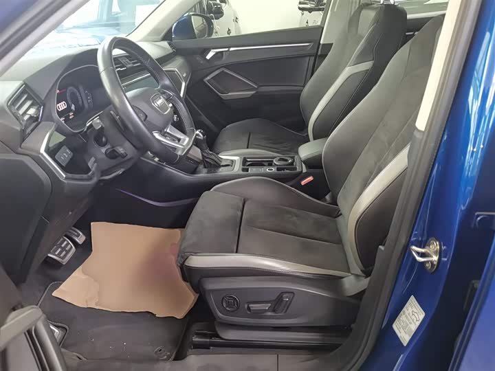 Фото 15 - Audi Q3