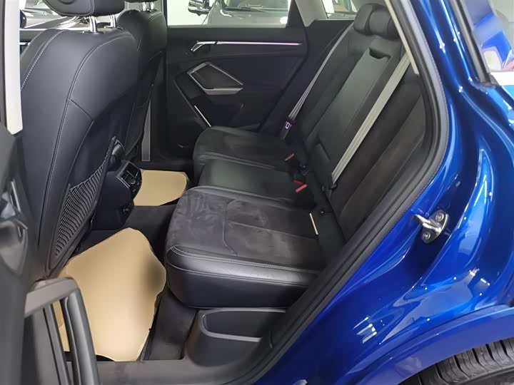 Фото 17 - Audi Q3