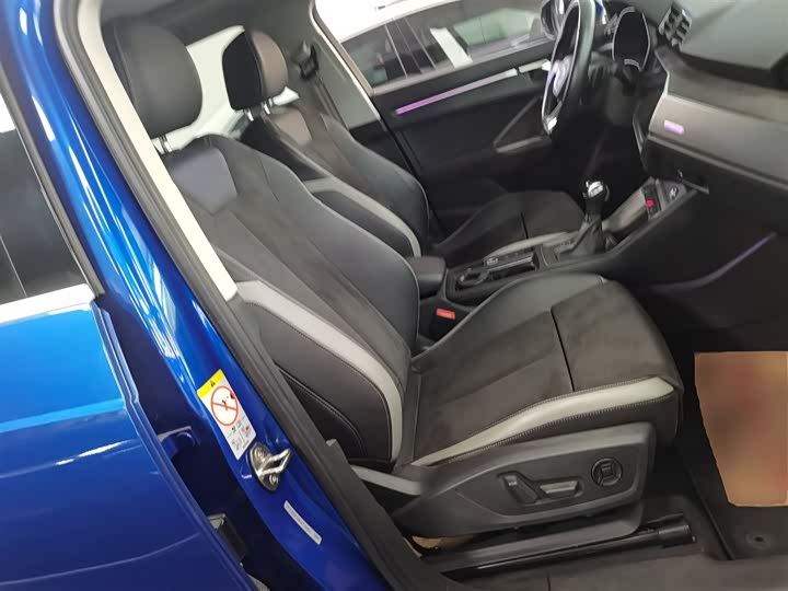 Фото 25 - Audi Q3