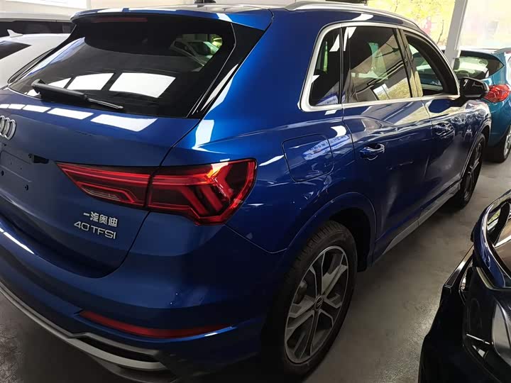 Фото 7 - Audi Q3