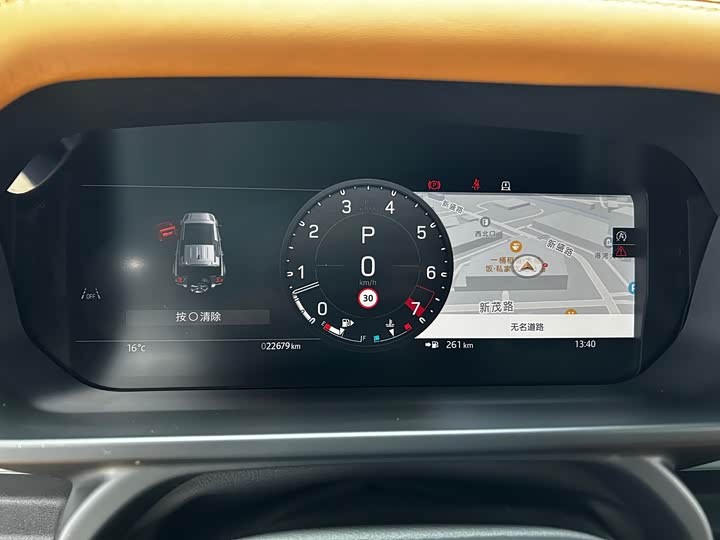 Фото 11 - Land Rover Defender