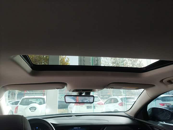 Фото 18 - Buick Regal