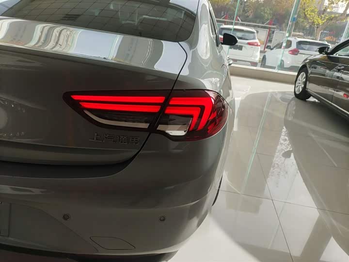 Фото 8 - Buick Regal