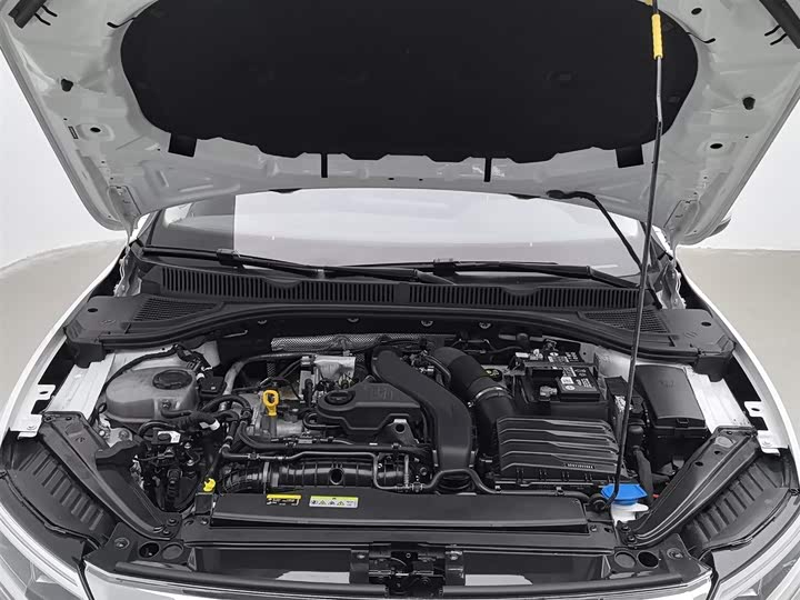 Фото 6 - Volkswagen Sagitar L