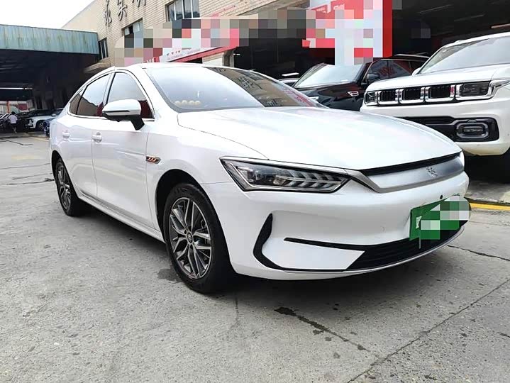 Фото 3 - BYD Qin Plus