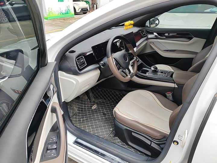 Фото 6 - BYD Qin Plus