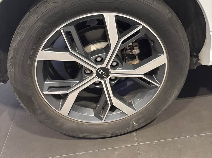 Фото 6 - Audi Q3 Sportback