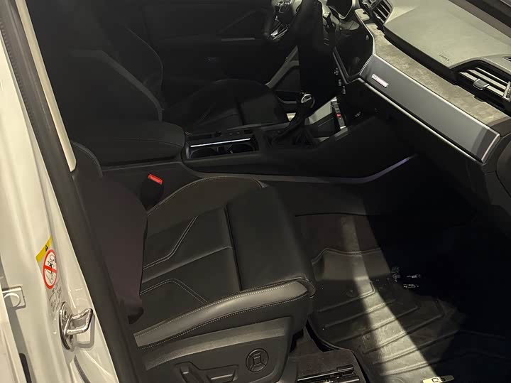 Фото 8 - Audi Q3 Sportback