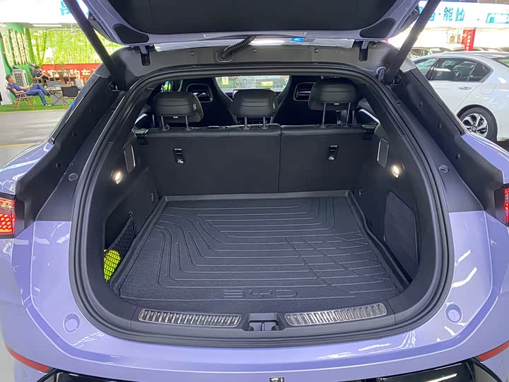 Фото 10 - BYD Sea Lion 07 EV