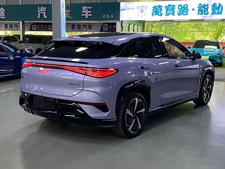 Фото 6 - BYD Sea Lion 07 EV