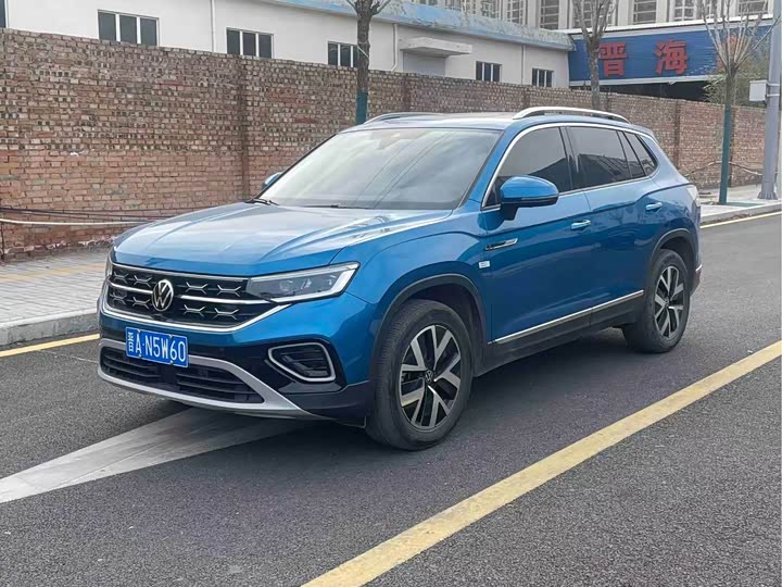 Фото 1 - Volkswagen Tayron