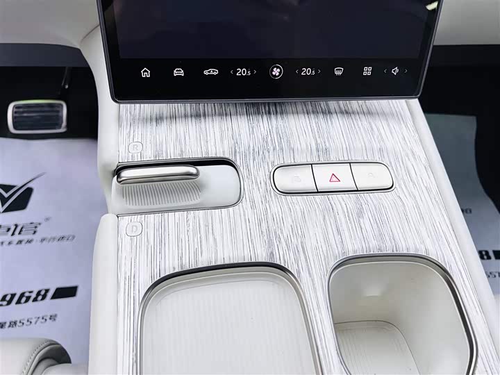 Фото 15 - Nio ET7