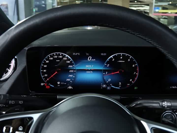 Фото 19 - Mercedes-Benz GLA-Class