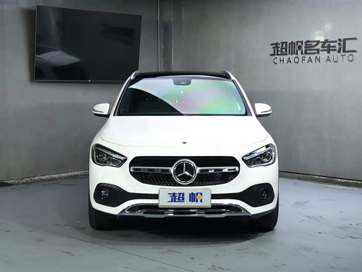 Фото 2 - Mercedes-Benz GLA-Class