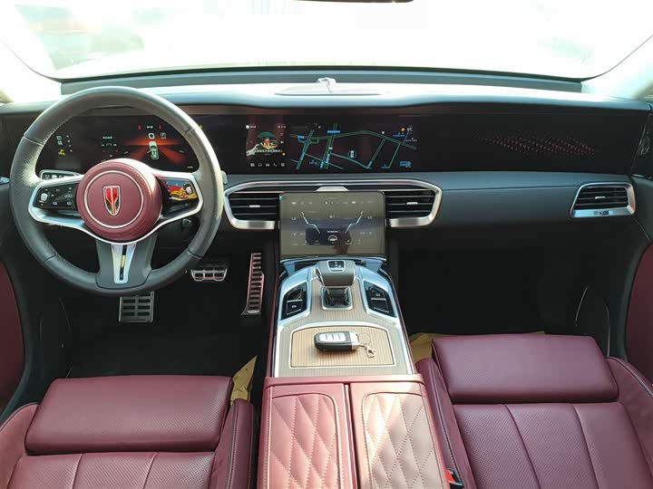 Фото 10 - Hongqi E-HS9