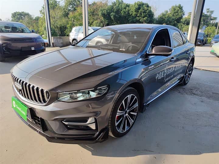 Фото 1 - Geely Preface