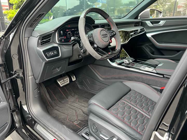 Фото 2 - Audi RS 6